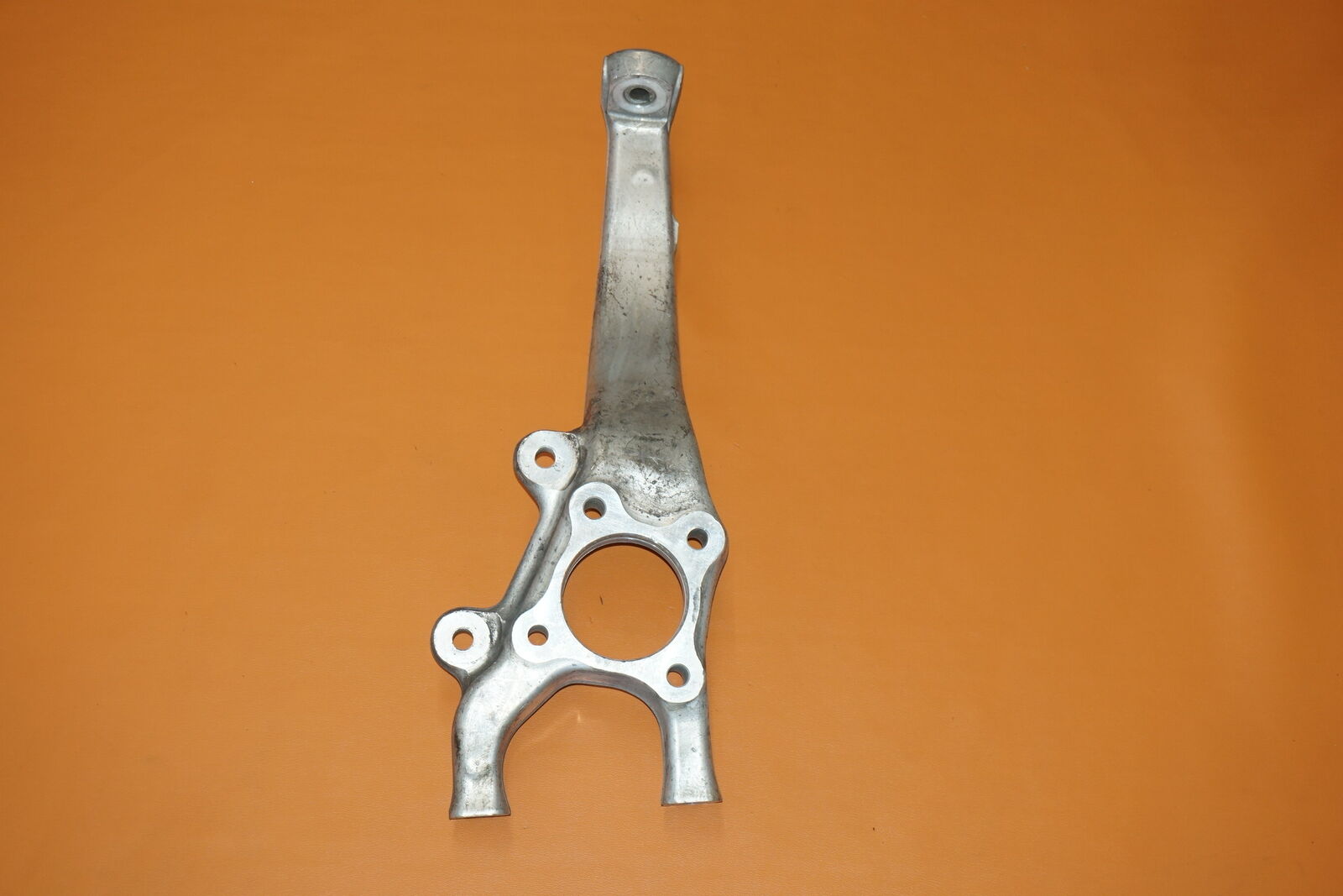 thumbnail image 2 of 2pc Rear Knuckle Bushing For Lexus IS250 IS350 2006-2015 & IS F 2008-2014 2 of 6