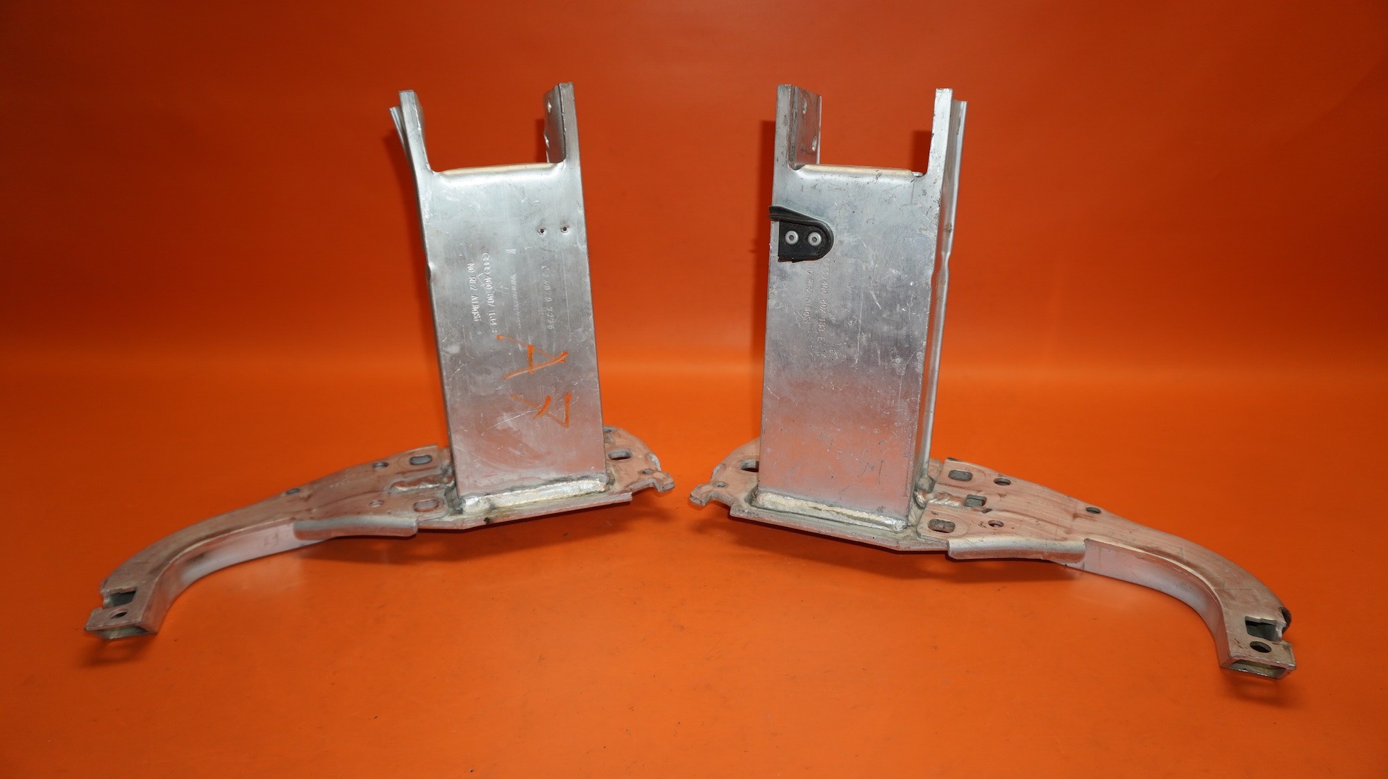 AUDI A6 REAR REINFORCEMENT BRACKET LEFT AND RIGHT 2012 2013 2014 2015