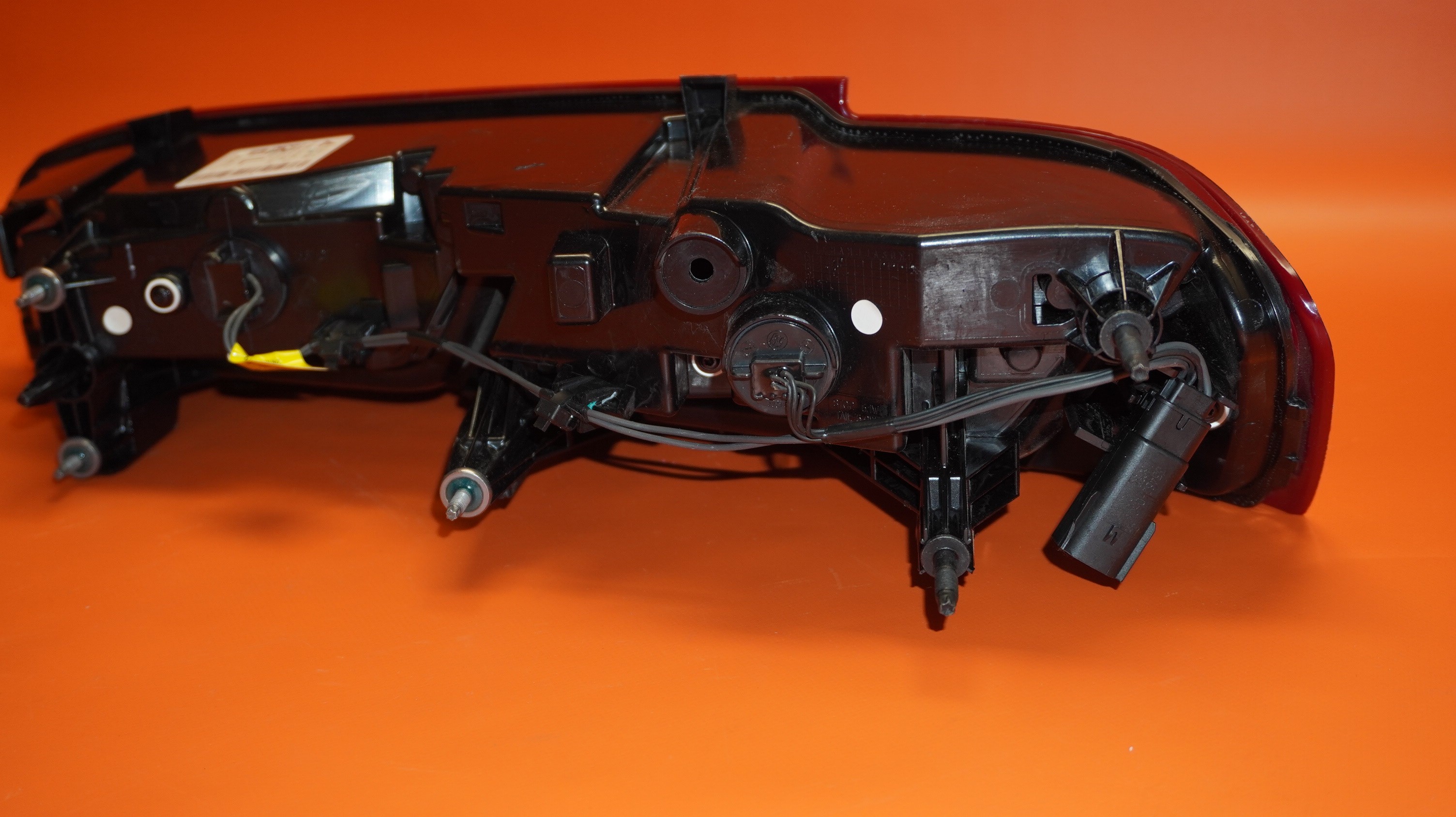 CHEVY CAMARO TAIL LIGHT LEFT DRIVER 2016 2017 2018 84136772 OEM