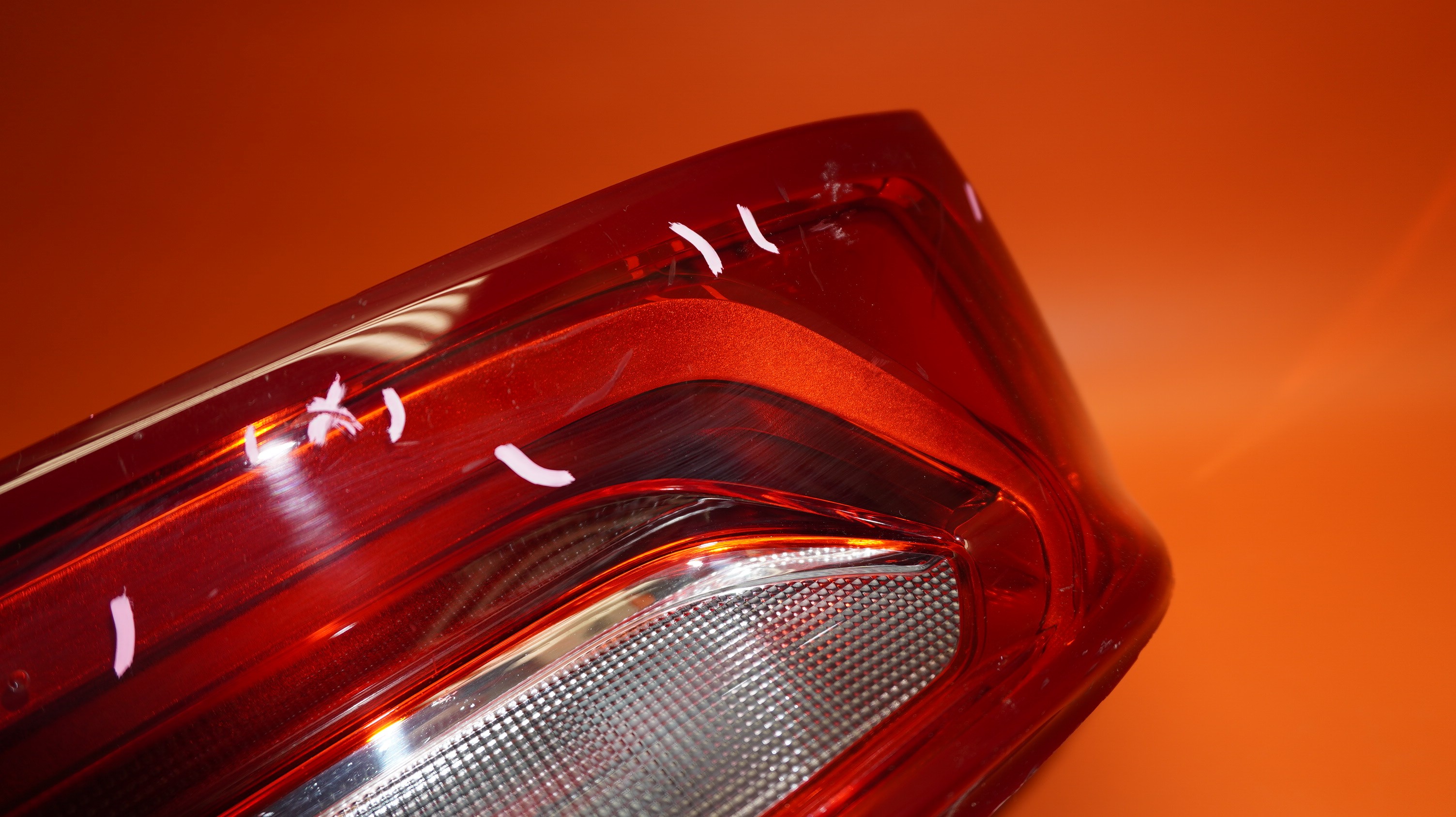 CHEVY CAMARO TAIL LIGHT LEFT DRIVER 2016 2017 2018 84136772 OEM