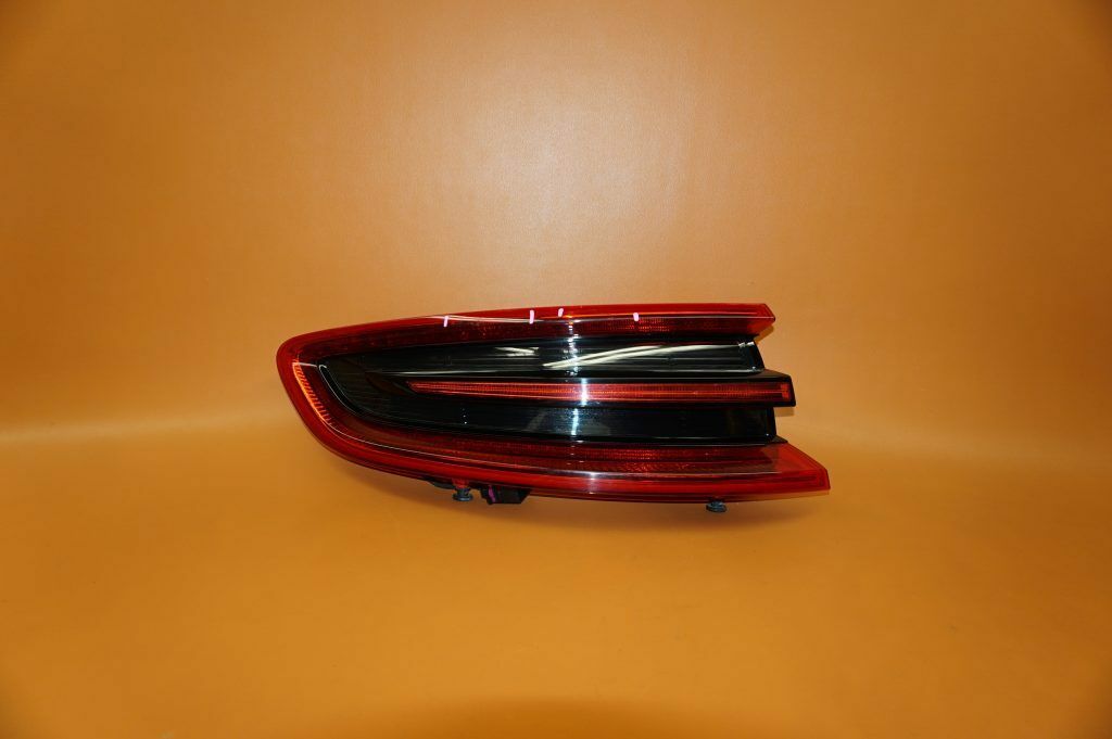 Autoup Left Front Bumper Turn Signal Light LED For Porsche Macan - Driver Side 95B941181A