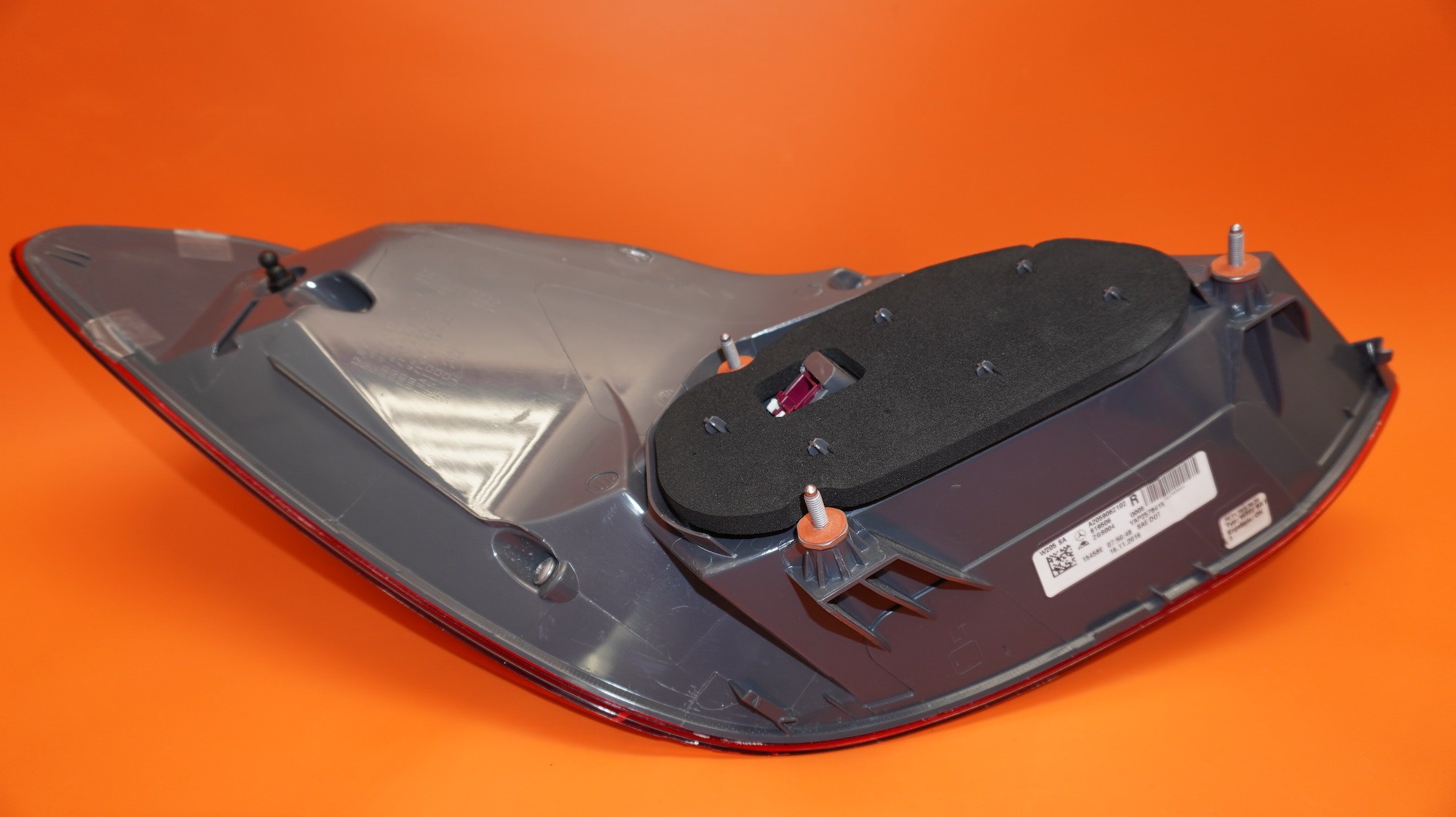 MERCEDES C300 TAIL LIGHT RIGHT DAMAGED 2015 2016 2017 018 LED