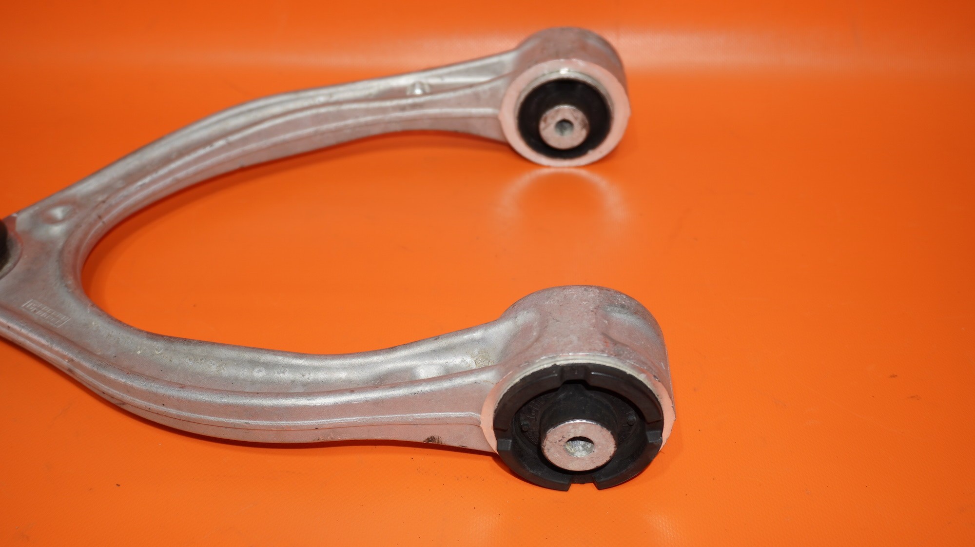 MERCEDES BENZ C300 UPPER CONTROL ARM RIGHT PASSENGER 2015 2016 A205