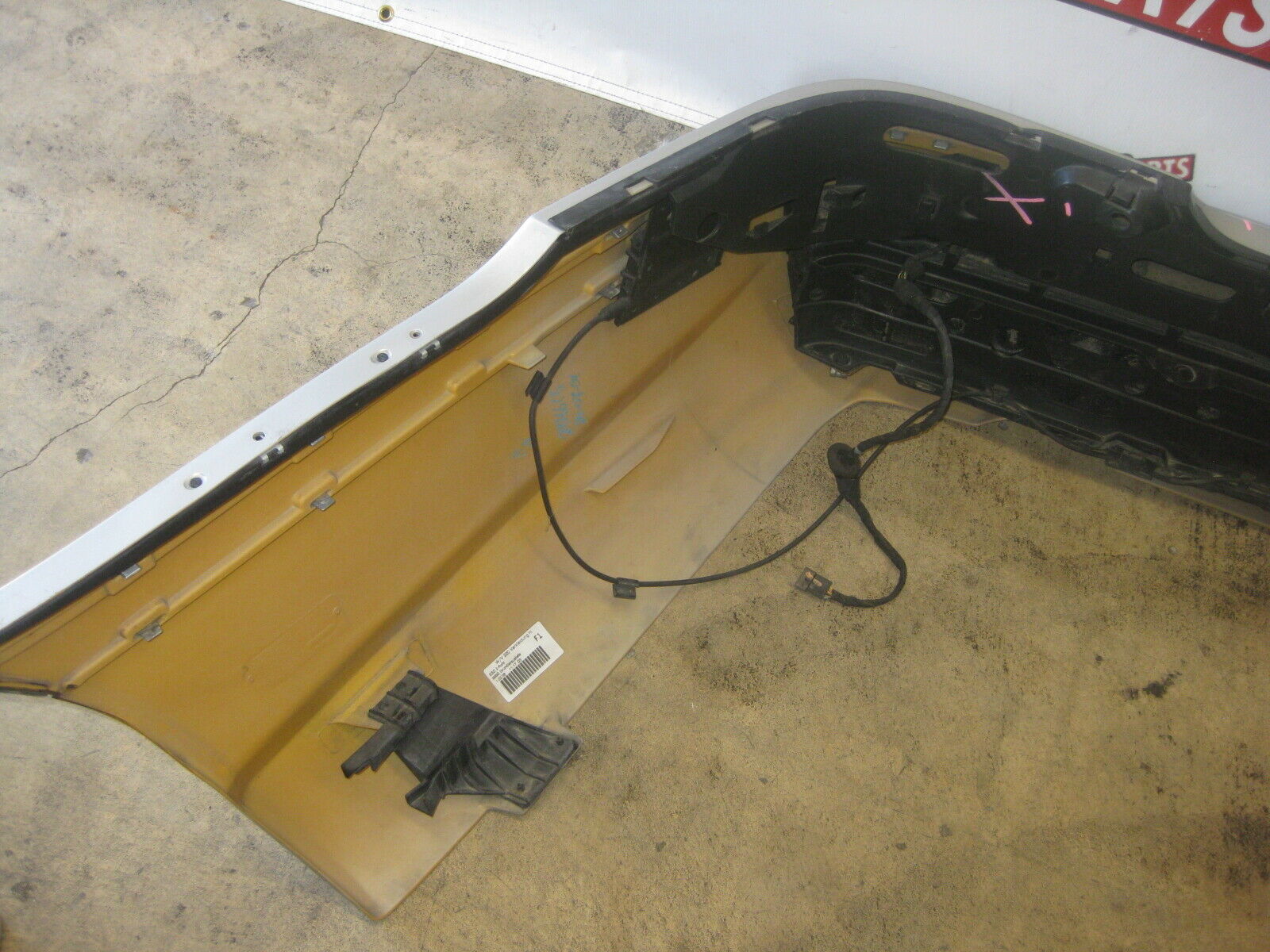 thumbnail image 2 of Evan-Fischer Rear Bumper End Cap – 2002-2008 Mercedes Benz G500 G550 G55 AMG, Passenger Right Side, Primed 2 of 6