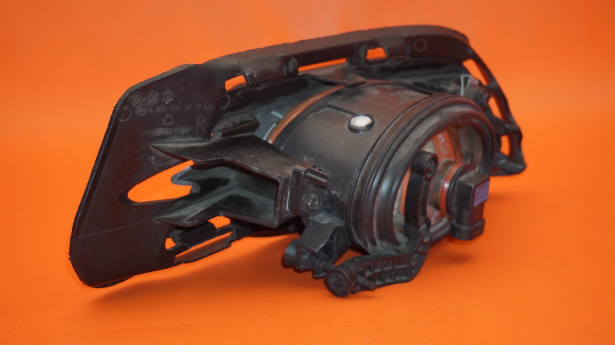 MERCEDES BENZ C300 FOG LIGHT RIGHT PASSENGER 2008 2009 A1698201656 OEM