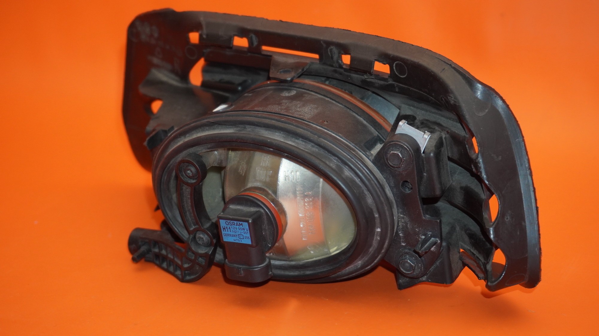 MERCEDES BENZ C300 FOG LIGHT RIGHT PASSENGER 2008 2009 A1698201656 OEM