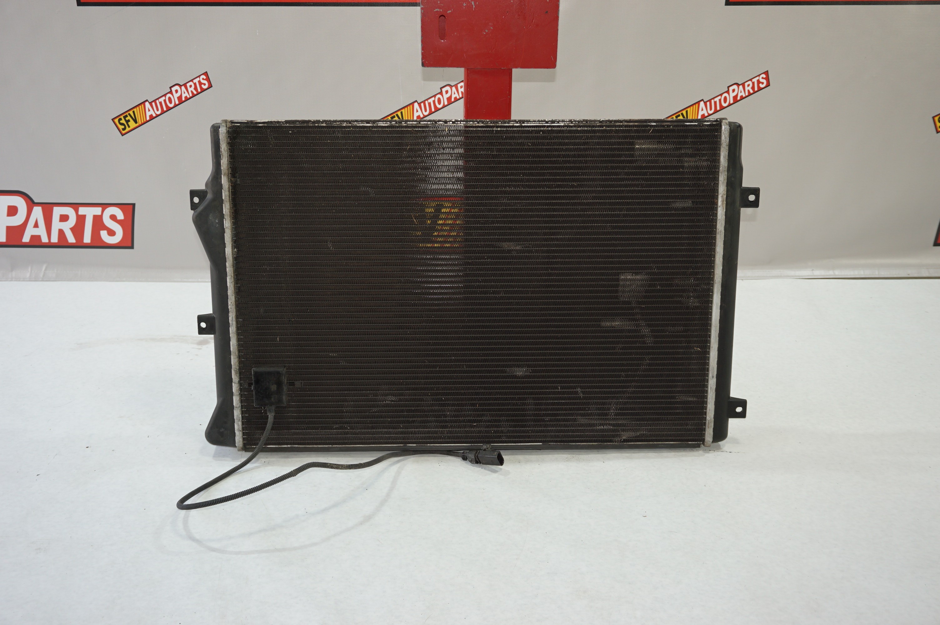 VOLKSWAGEN PASSAT RADIATOR 2012 2012 2014 1K0121251EA OEM