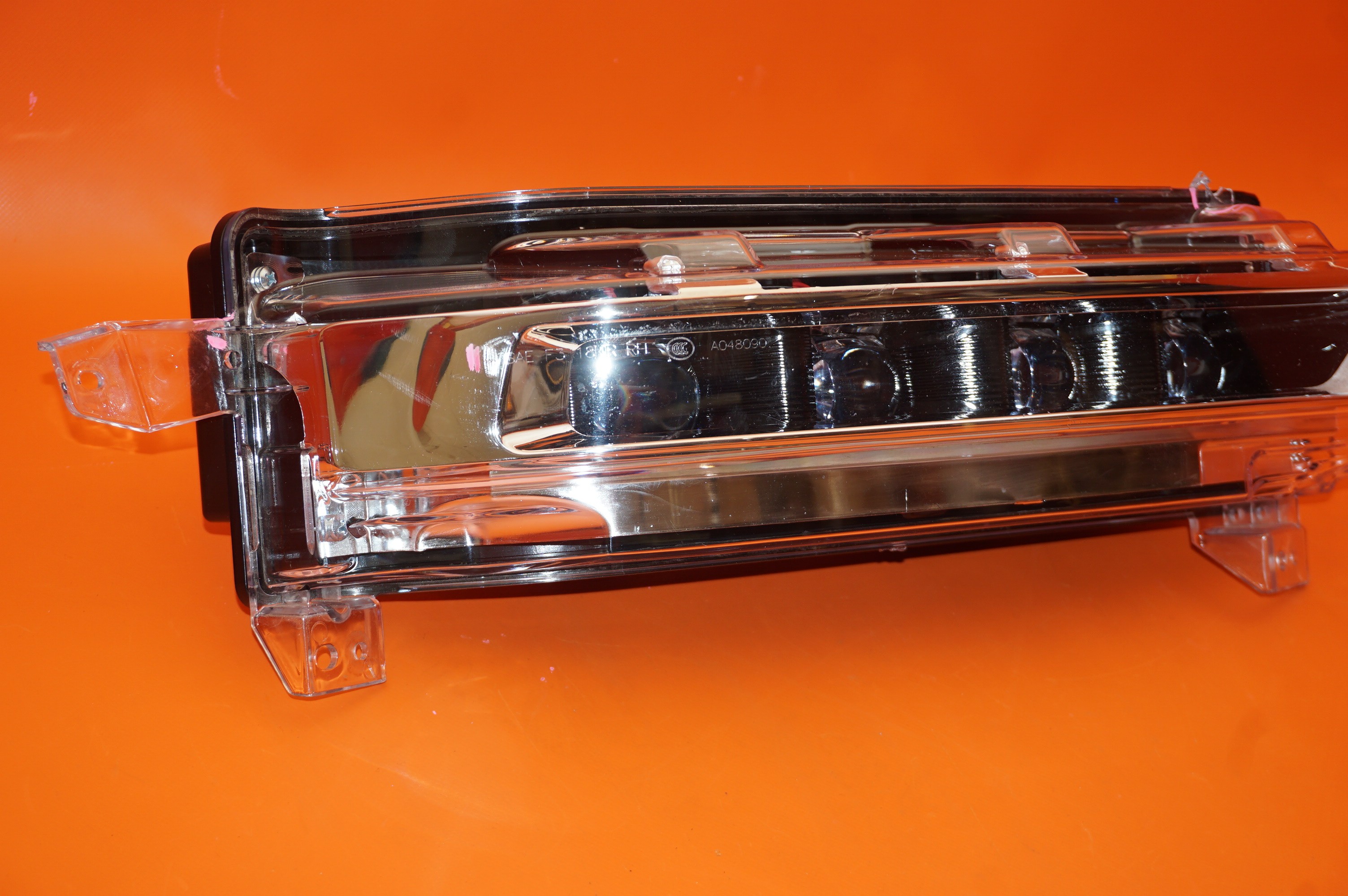 LINCOLN NAVIGATOR FOG LIGHT RIGHT PASSENGER 2018 2019 JL7B15A254A