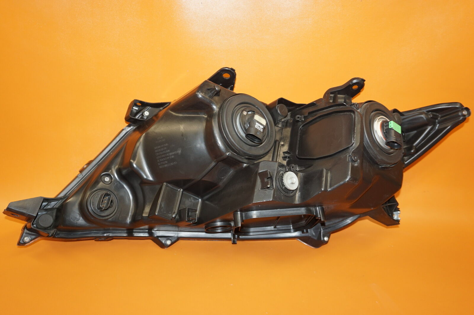 TOYOTA VENZA HEADLIGHT RIGHT PASSENGER 2009 2010 2011