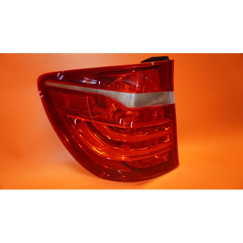 BMW X3 TAIL LIGHT RIGHT PASSENGER 2015 2016 F25 7220240 OEM