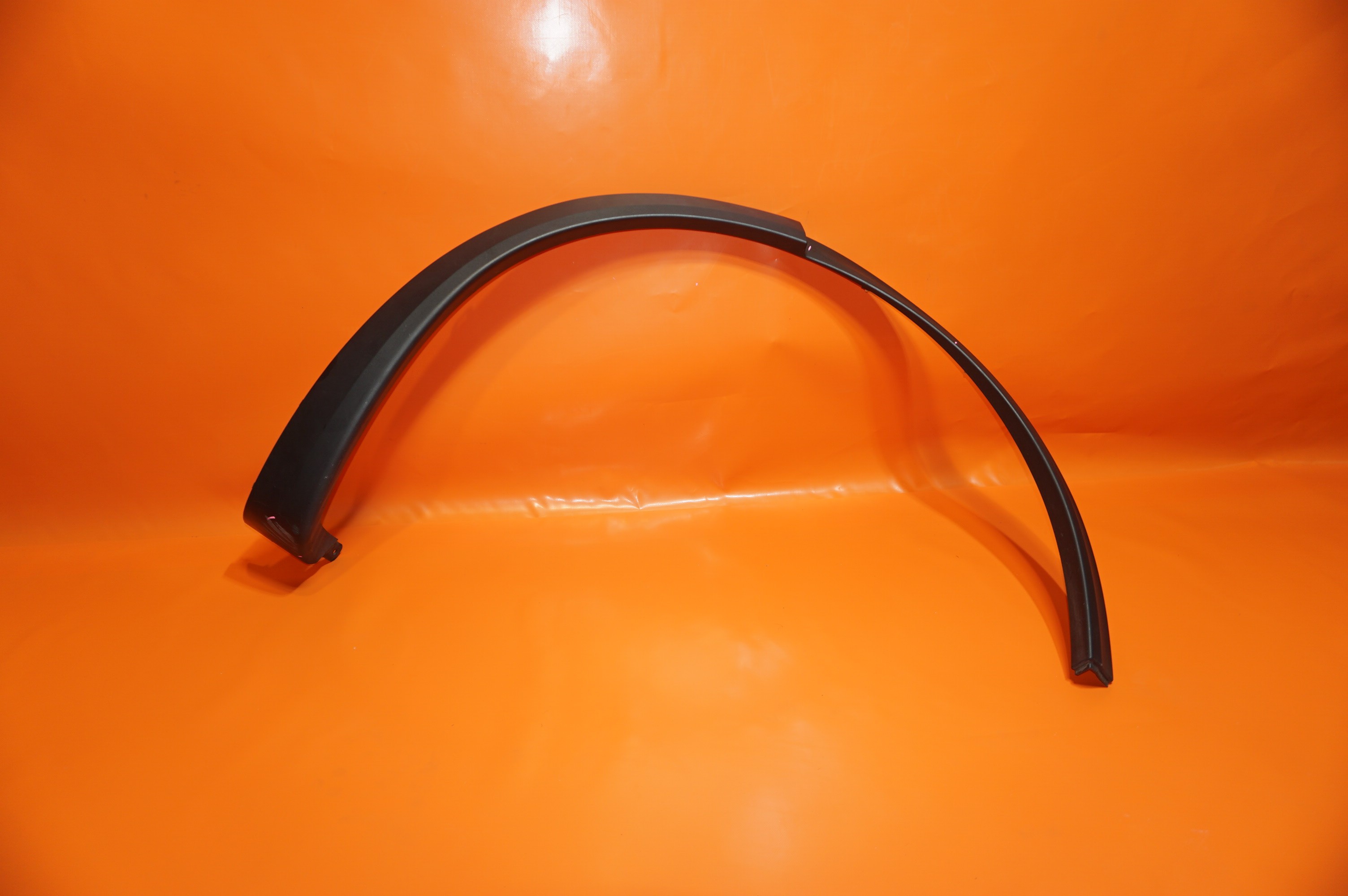 TESLA MODEL X WHEEL FLAR RIGHT REAR MOLDING 2016 2017 2018 2019