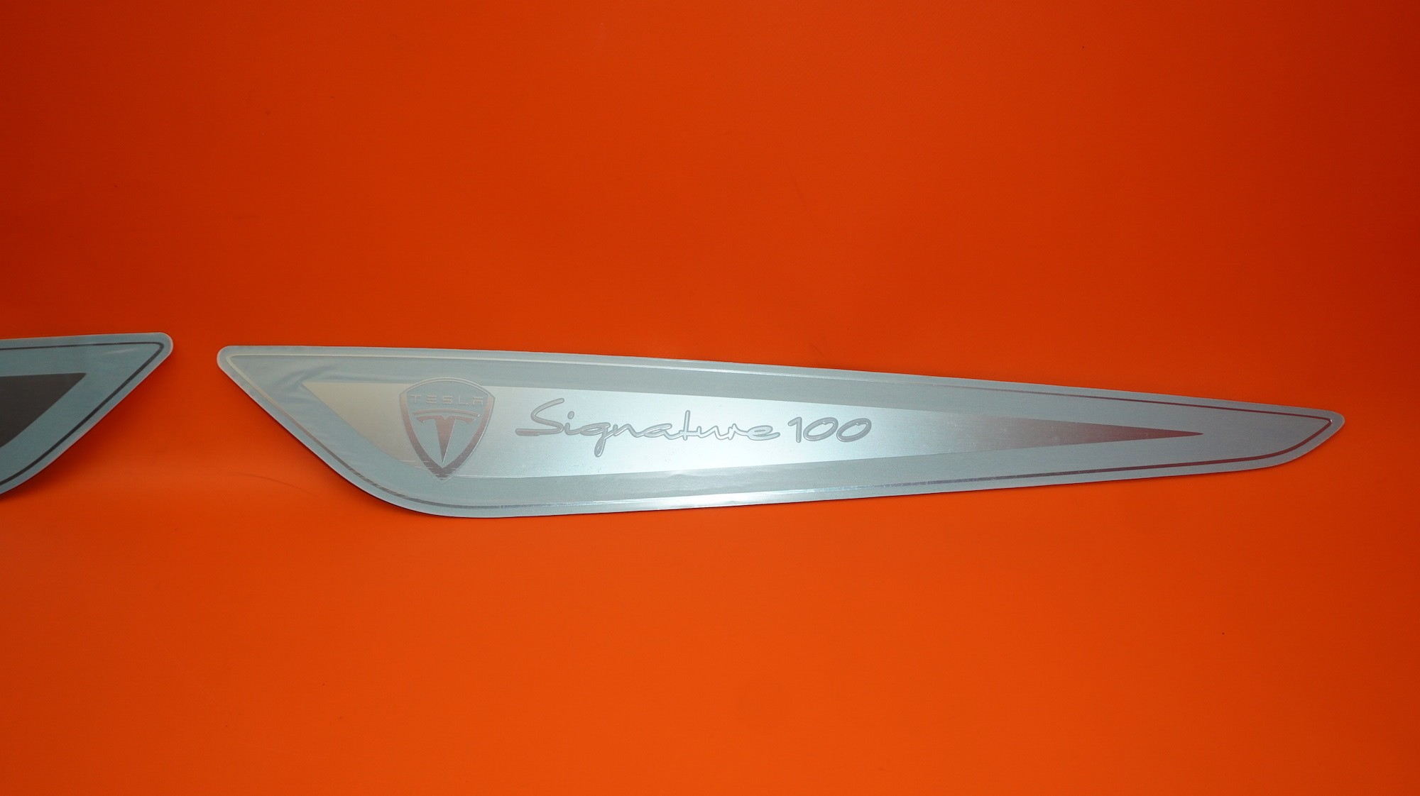 TESLA ROADSTER KICK PLATE SIGNITURE 100 SILL PLATE 2008 2009 2010 OEM