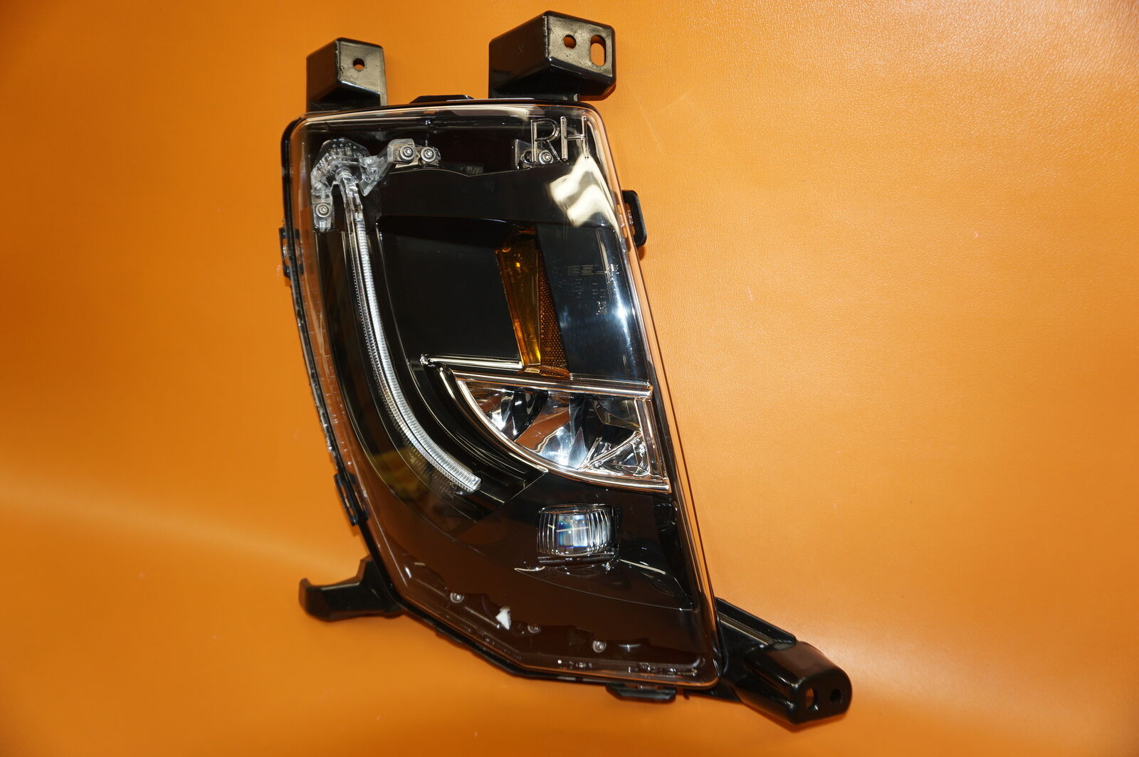 TESLA MODEL S FOG LIGHT RIGHT PASSENGER 2015 2016 2017