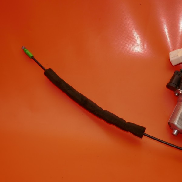 thumbnail interactive-video image 1 of Rear Trunk Latch Door Lock Actuator For Lexus LS460 2007-2012 & LS600h 2008-2012 – 8-Pin, Direct Replacement 64650-50040 1 of 4