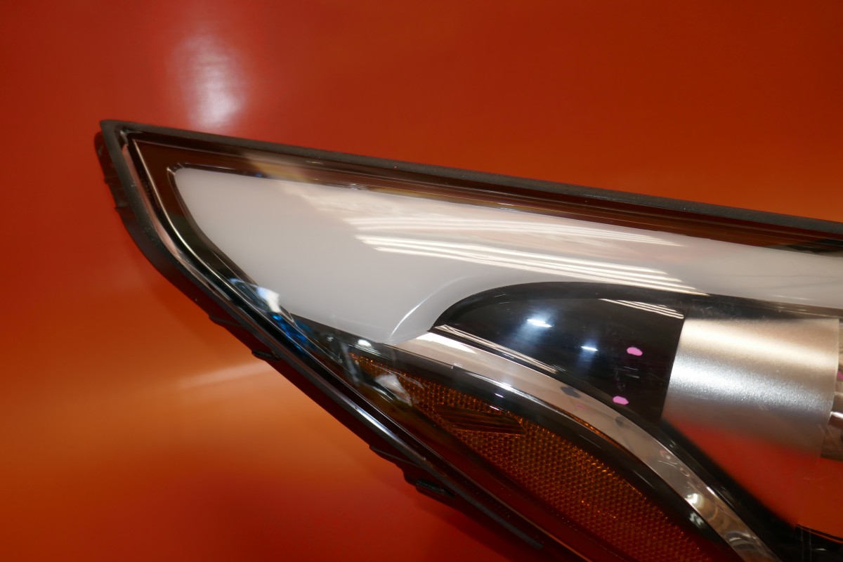 thumbnail image 2 of Evan-Fischer Driver Side Headlight For Hyundai Tucson 2014-2015 Halogen (with Bulbs) – Direct Fit Left Headlight Assembly 2 of 5