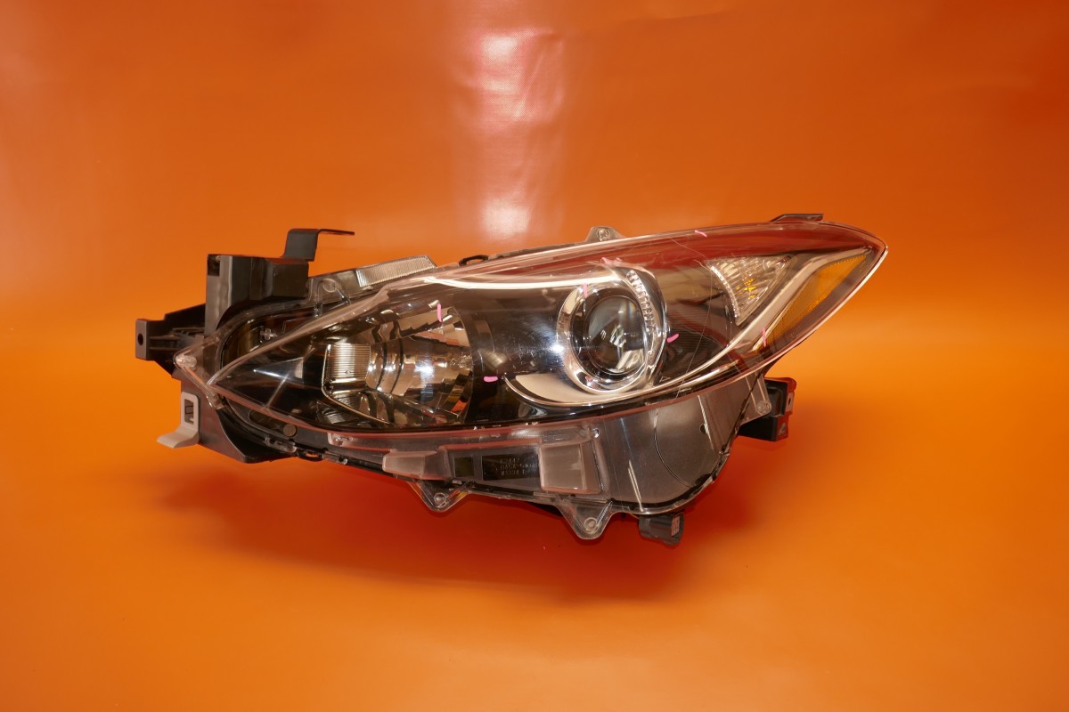 MAZDA 3 HATCHBACK HEADLIGHT LEFT DRIVER 2014 2015 2016 BHN151040