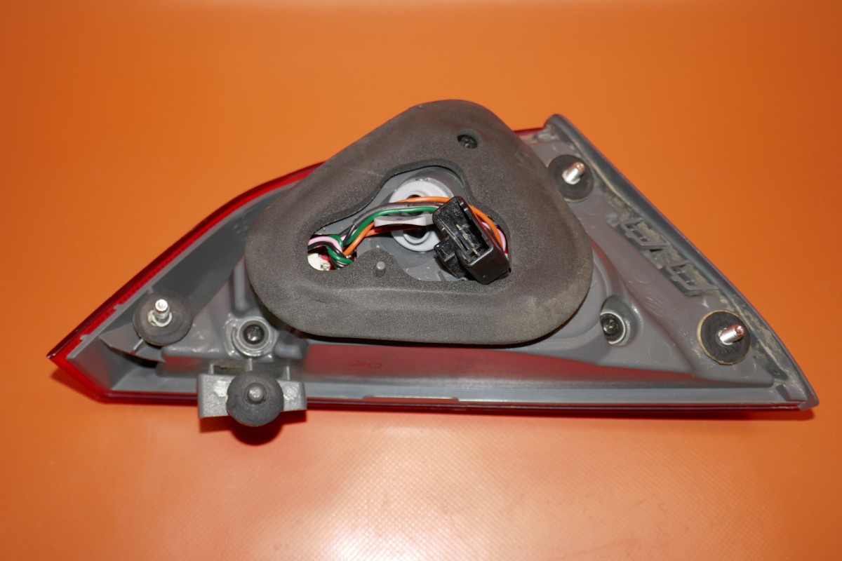 HYUNDAI SONATA TAIL LIGHT TRUNK RIGHT PASSENGER 2011 2012 2013 2014