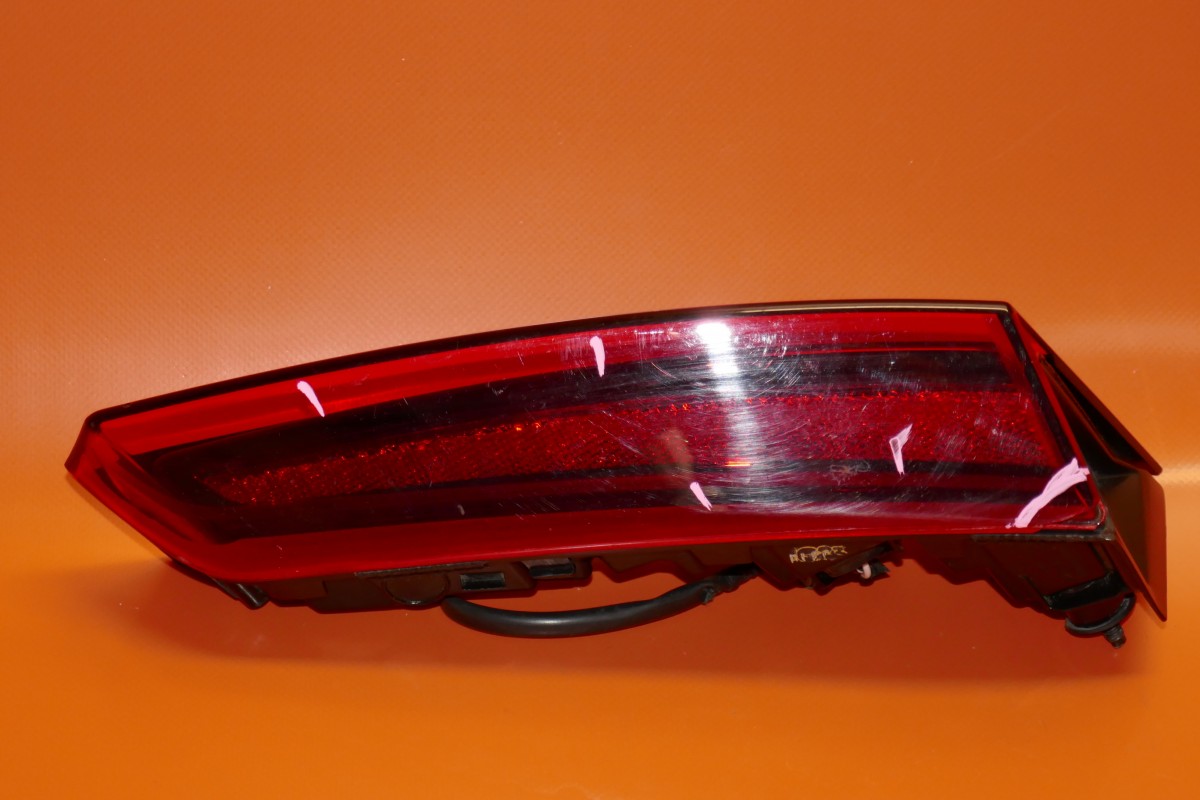 HYUNDAI SONATA TRUNK TAIL LIGHT RIGHT PASSENGER 2020 2021 92404L5000 OEM