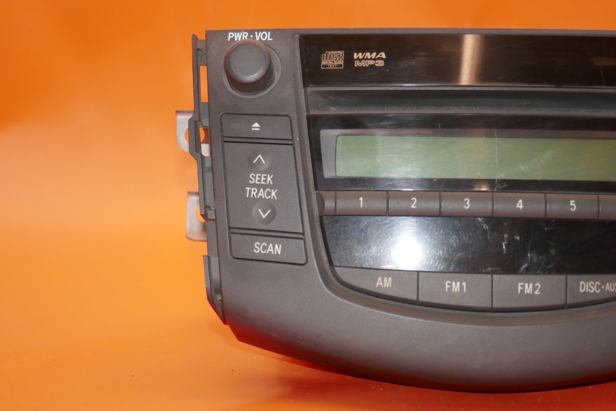 TOYOTA RAV 4 RADIO STERIO CD PLAYER 2006 2007 2008 2009 2010 2011 86120