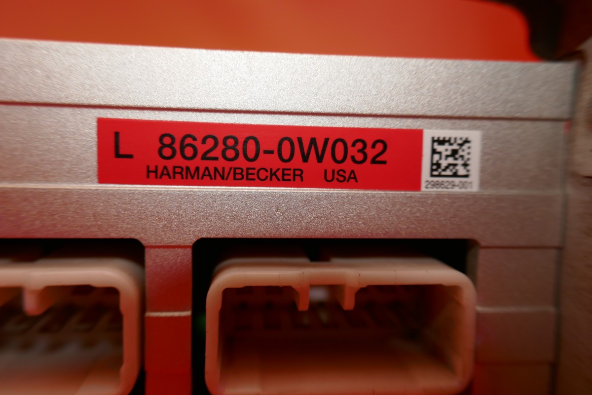 LEXUS GS300 SOUND AMPLIFIER 2001 2002 2003 2004 2005 MARK LEVINSON