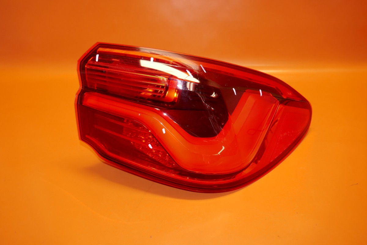 BMW X2 TAIL LIGHT RIGHT PASSENGER 2018 2019 2020 LED F39 F03688500E OEM