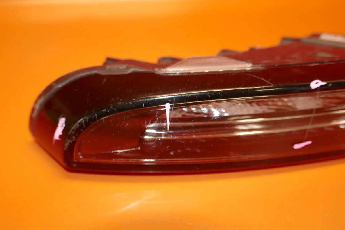 PORSCHE MACAN FOG LIGHT RIGHT PASSENGER 2015 2016 2017 2018 95B941182A OEM