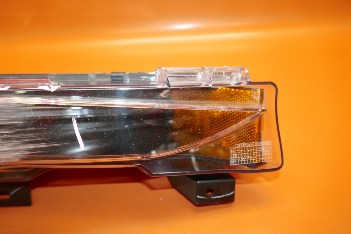thumbnail image 2 of Wholesale Tesla Model Y Fog Light Replacement - 107739200F 2 of 13