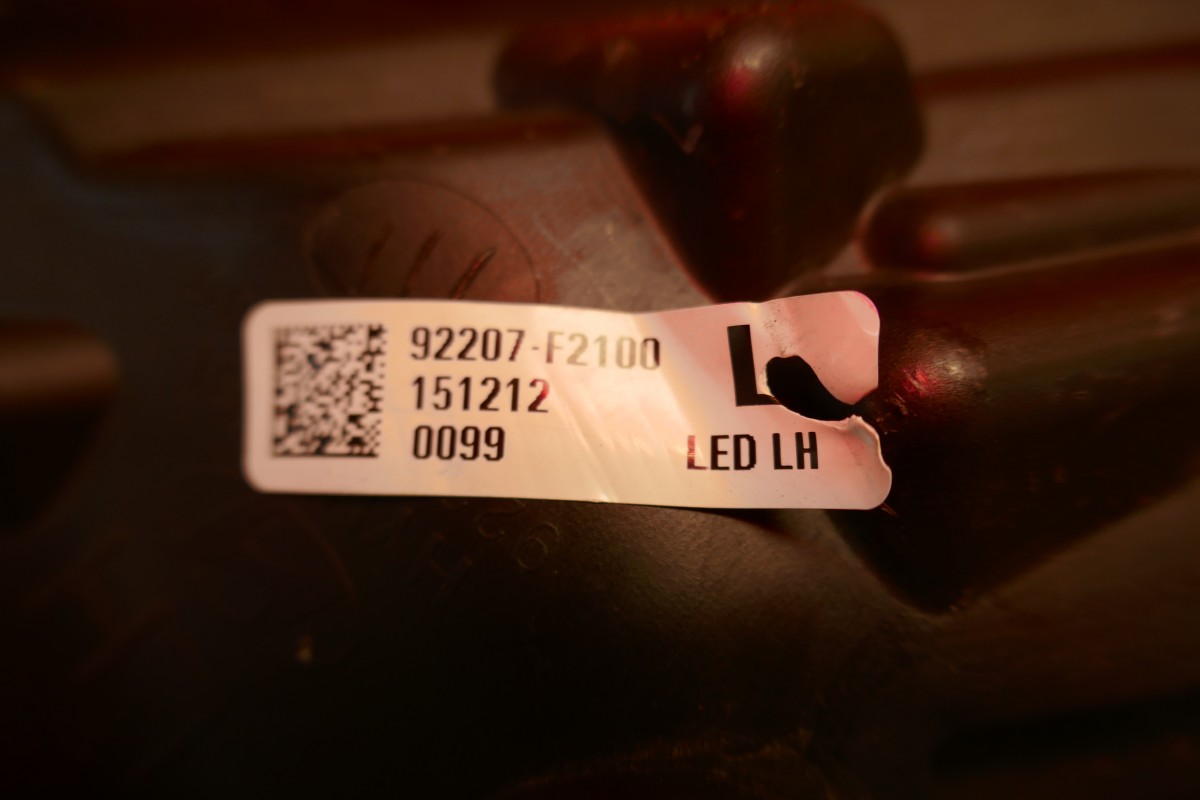 HYUNDAI ELANTRA DAYTIME RUNNING LIGHT 2017 2018 92207 F2100 OEM