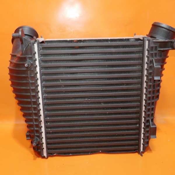 BENTLEY BENTAYGA INTERCOOLER AIR CHARGER LEFT 2017 2018 2019 2020 