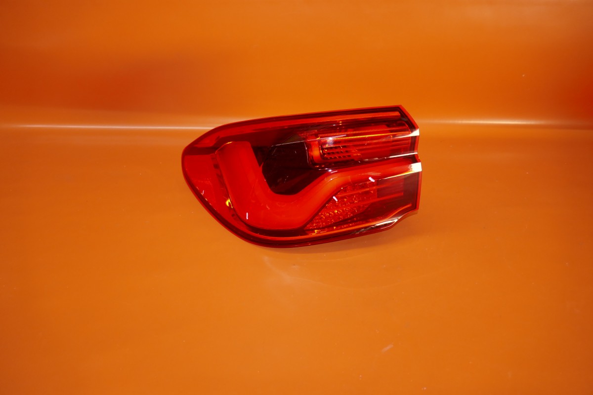 BMW X2 TAIL LIGHT LEFT DRIVER 2018 2019 2020 F03687500F LED F39 OEM