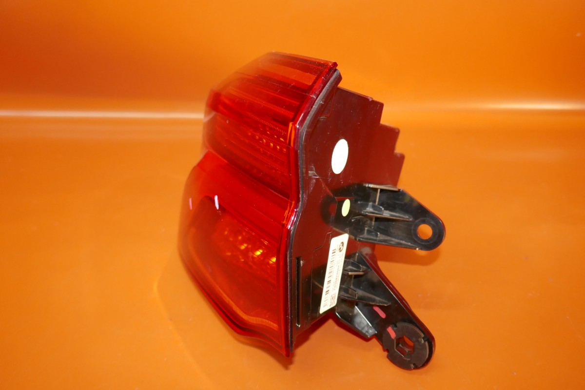 BMW X2 TAIL LIGHT LEFT DRIVER 2018 2019 2020 F03687500F LED F39 OEM