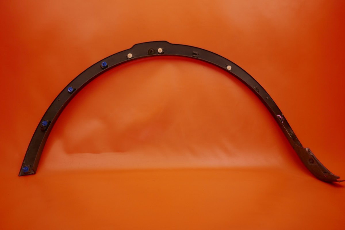 LAND ROVER DISCOVERY FENDER FLARE RIGHT FRONT 2017 2018 2019 2020 FK72