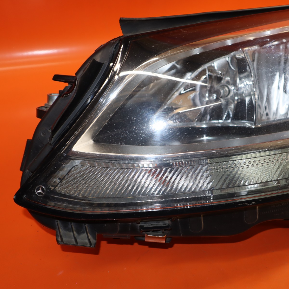 MERCEDES C300 HEADLIGHT LEFT DRIVER 2015 2016 2017 HALOGEN A2058200961 OEM