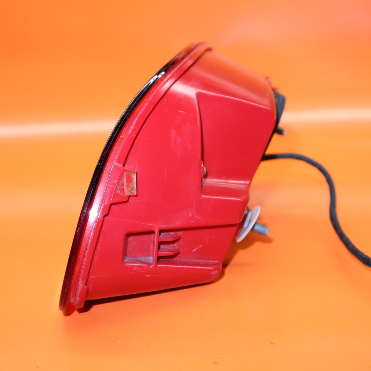 PORSCHE MACAN TAIL LIGHT GATE LEFT DRIVER 2015 2016 2017 2018