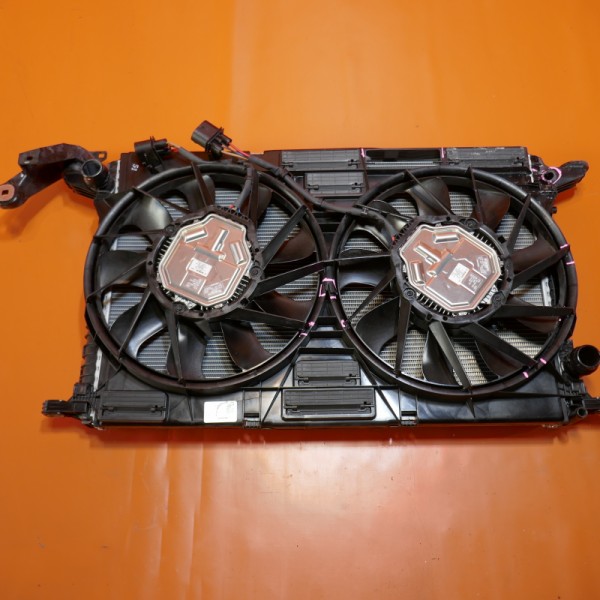 AUDI Q7 COOLING FAN 2018 2019 2020 8W0121003D OEM DAMAGED