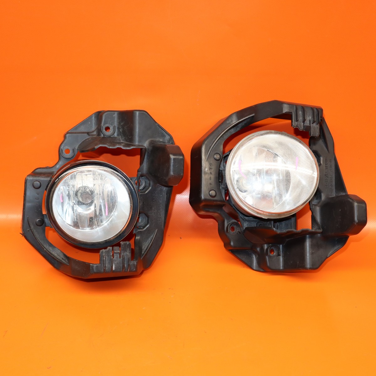 LEXUS CT200 HYBRID FOG LIGHT LEFT AND RIGHT 2014 2015 2016 2017 OEM