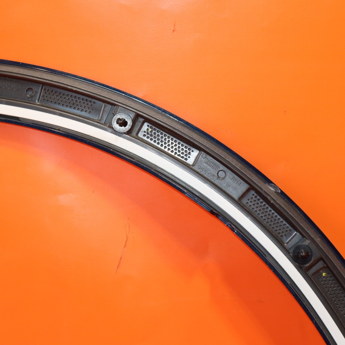 AUDI Q3 FENDER FLARE ARCH MOLDING RIGHT FRONT 2019 2020 83A 853 718 A