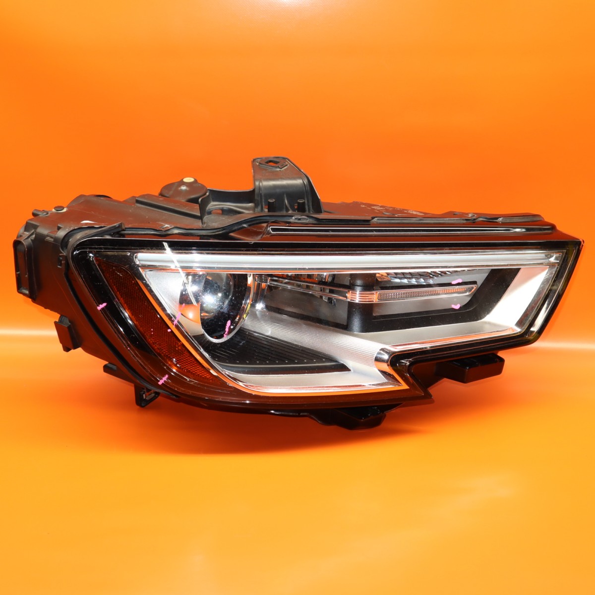 Nakkaa Xenon HID Headlight Assembly For 2015-2016 Audi A3 S3 - Right Passenger Side - Black Housing