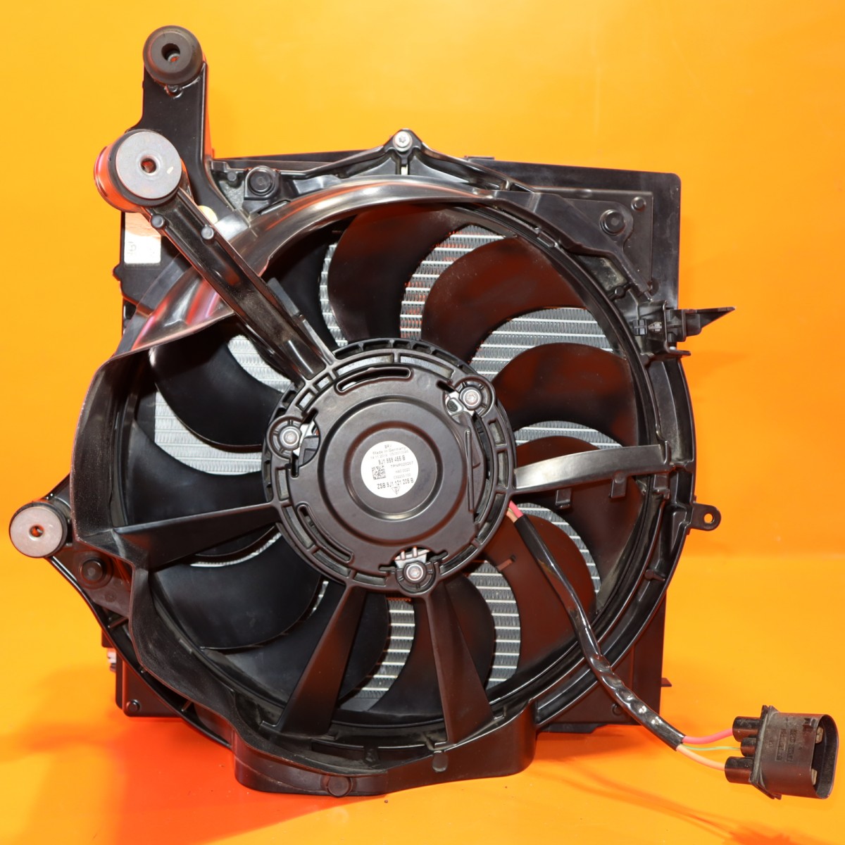 PORSCHE TAYCAN AC CONDENSER COOLING FAN RIGHT 2019 2020 2021 2022