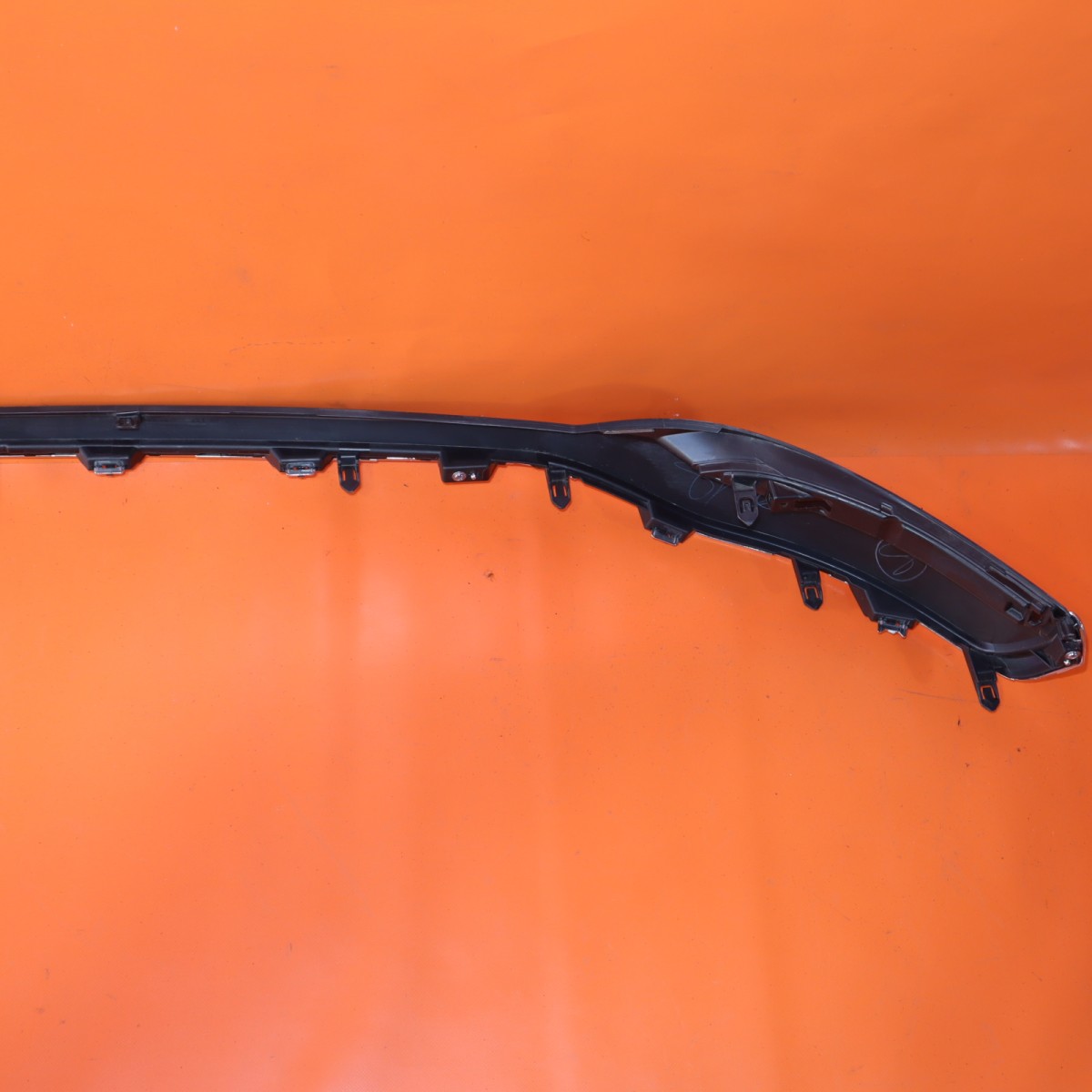 LEXUS ES300H BUMPER COVER VALANCE REAR 2019 2020 5256533040 OEM