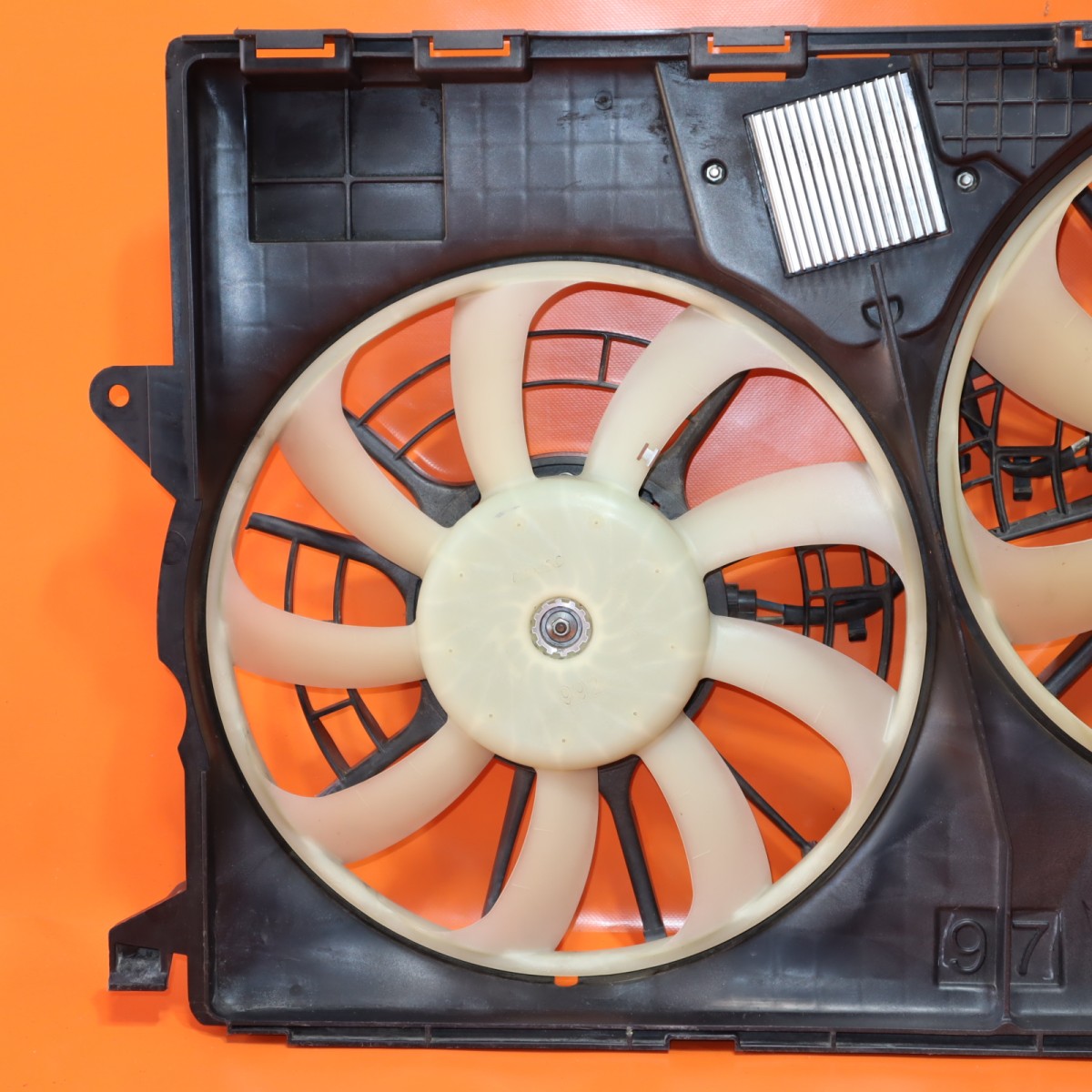 JEEP CHEROKEE COOLING FAN 2014 2015 2016 2017 3.2 52014620AG OEM