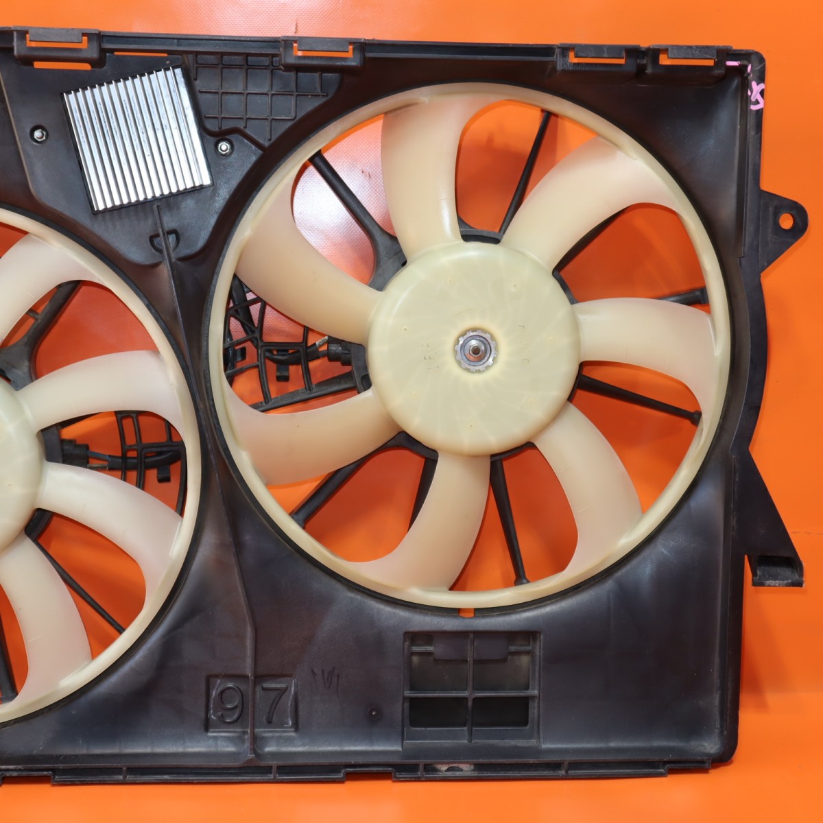 JEEP CHEROKEE COOLING FAN 2014 2015 2016 2017 3.2 52014620AG OEM