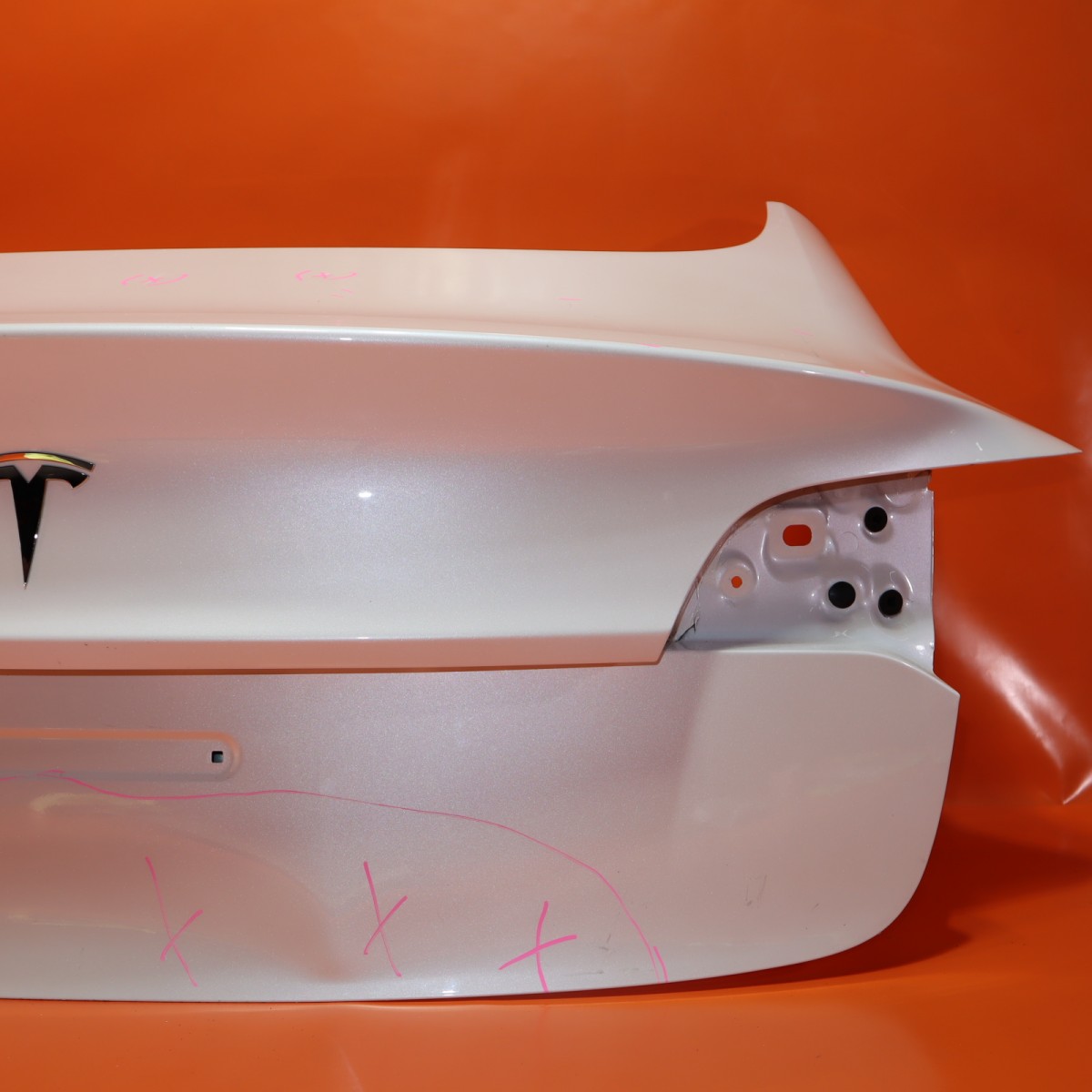テスラ flk042117 TESLA MODEL 3 TRUNK LID 2017 2018 2019 2020 2021 2022 108146