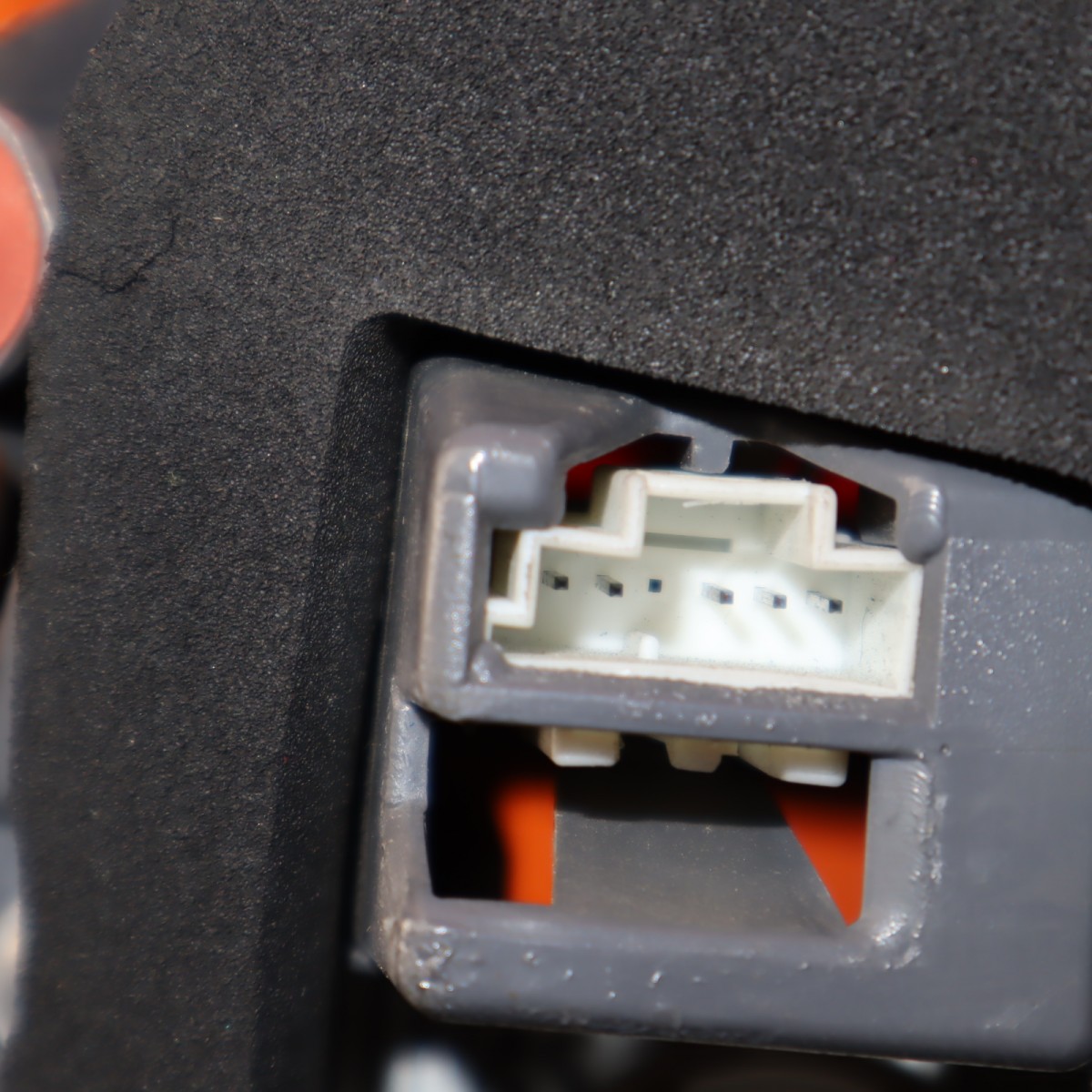 MERCEDES BENZ GLC300 TAIL LIGHT LEFT DRIVER 2016 2017 2018 A2539060700