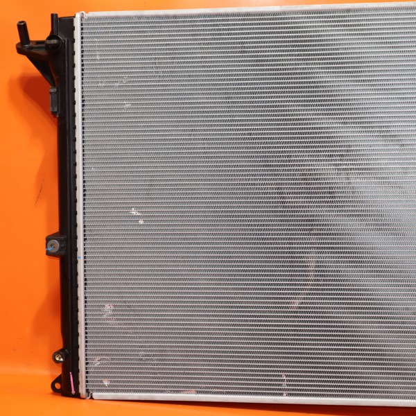 ASTON MARTIN DB11 RADIATOR 2017 2018 2019 2020 2021 2022 HY53-8005-AA OEM
