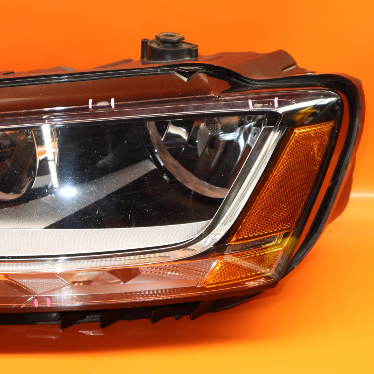 VW JETTA HEADLIGHT LEFT DRIVER 2017 2018 HALOGEN 5C7941005J OEM