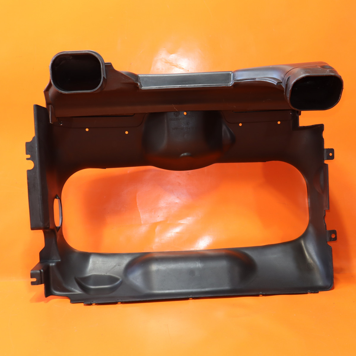 MASERATI GRANCABRIO AIR DUCT RADIATOR 2010 2011 2012 2013 2014 2015 ...