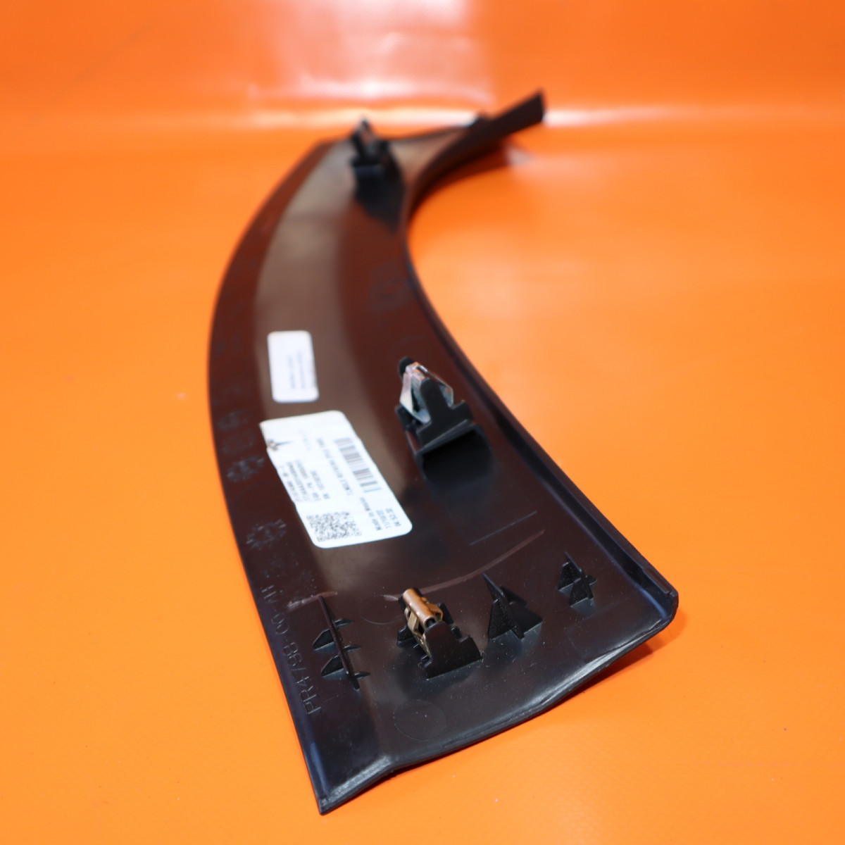 TESLA MODEL X TRUNK SIDE GARNISH RIGHT 2016 2017 2018 2019 2020  