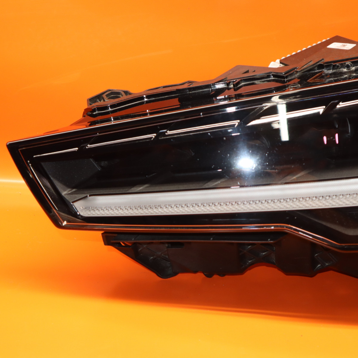 URUS HEADLIGHT LEFT DRIVER 2018 2019 2020 2021 4ML941035E FULL LED