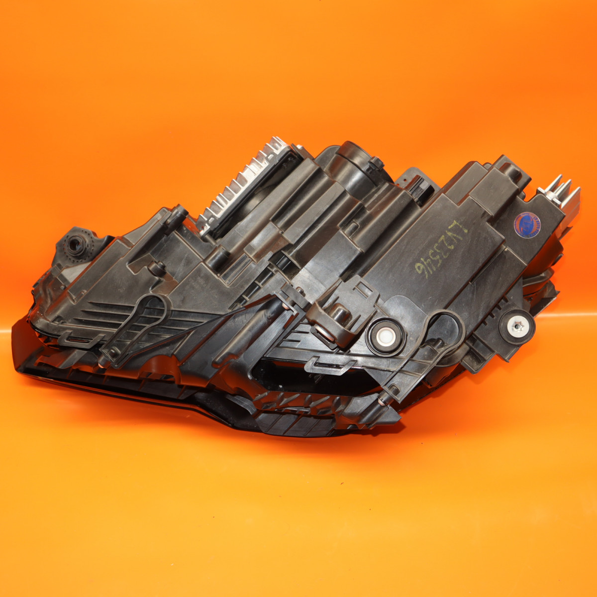 URUS HEADLIGHT RIGHT 2018 2019 2020 2021 4ML941036E FULL LED OEM